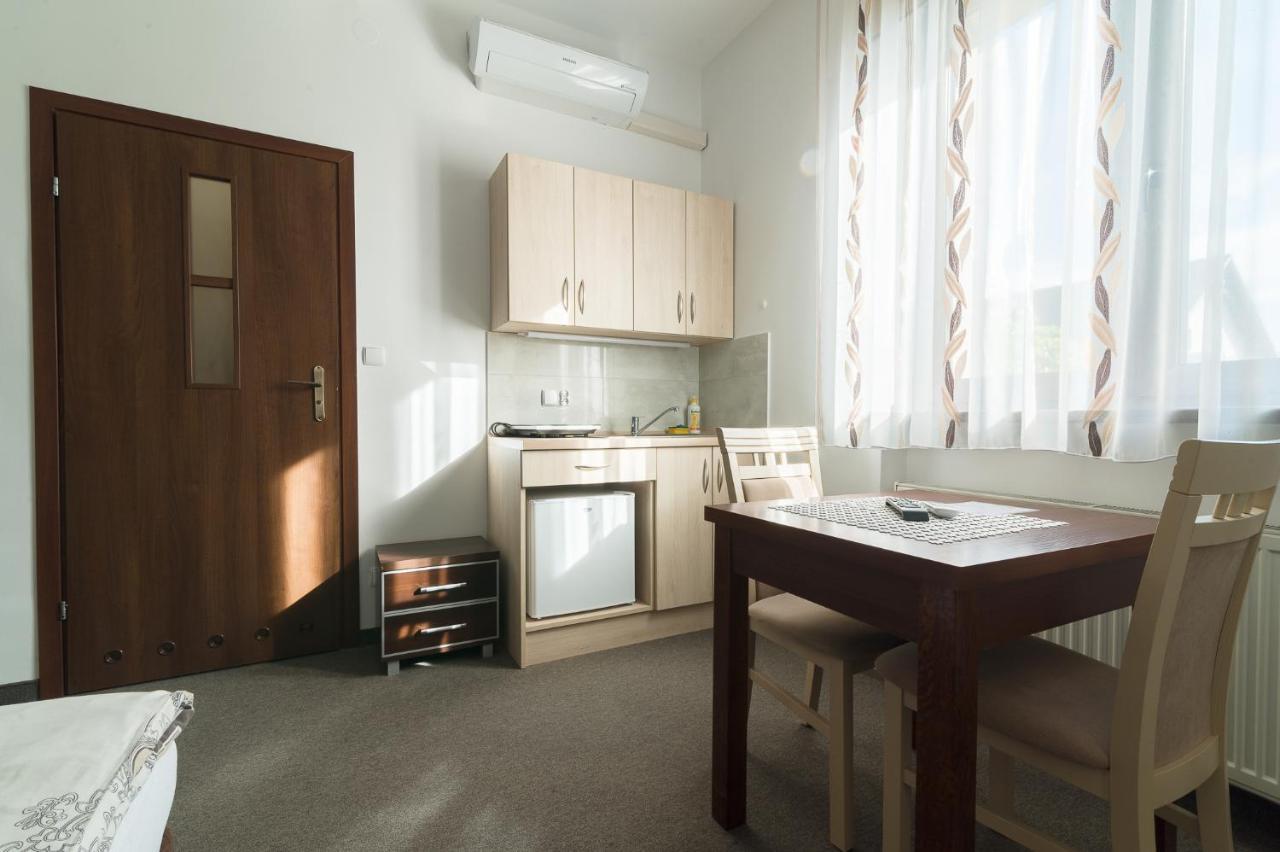 Astra Apartments Osvětim Exteriér fotografie