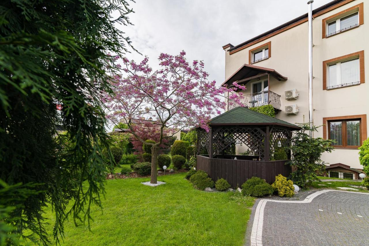 Astra Apartments Osvětim Exteriér fotografie