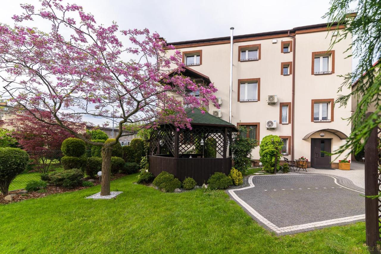 Astra Apartments Osvětim Exteriér fotografie