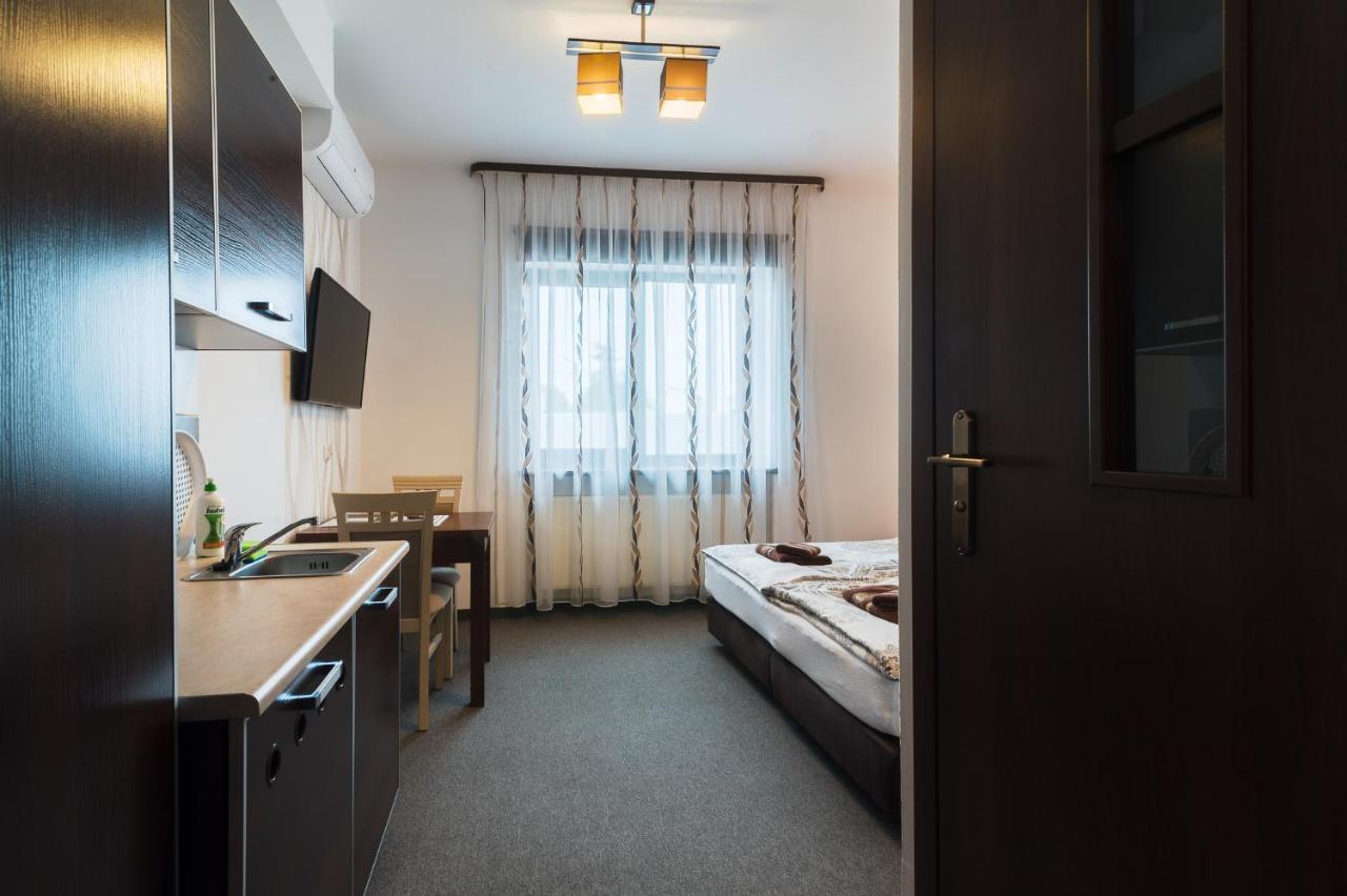 Astra Apartments Osvětim Exteriér fotografie